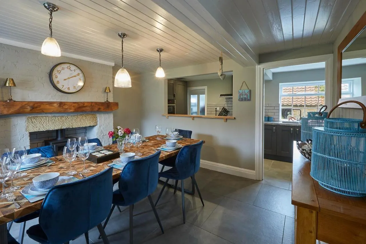 Host & Stay - Arncliffe View Egton Holiday home