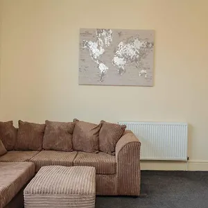 Cherry - Coconut Apartment Blackpool